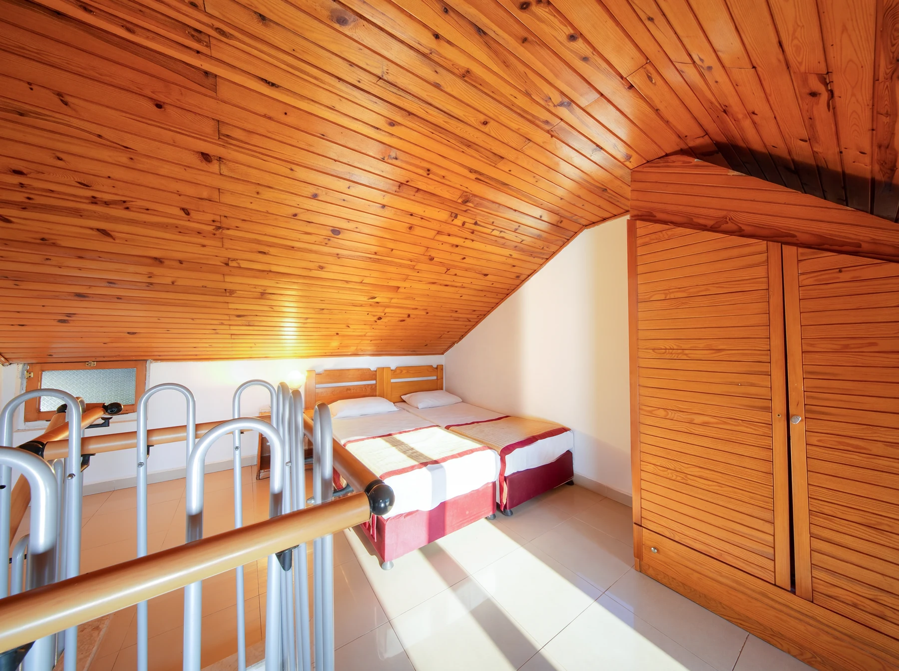 Familienzimmer · Familienzimmer, Obergeschoss